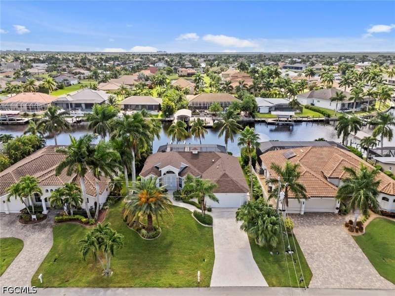 3 bedroom SingleFamilyResidence at 2206 SW 51st St, Cape Coral, Cape Coral — photo 3