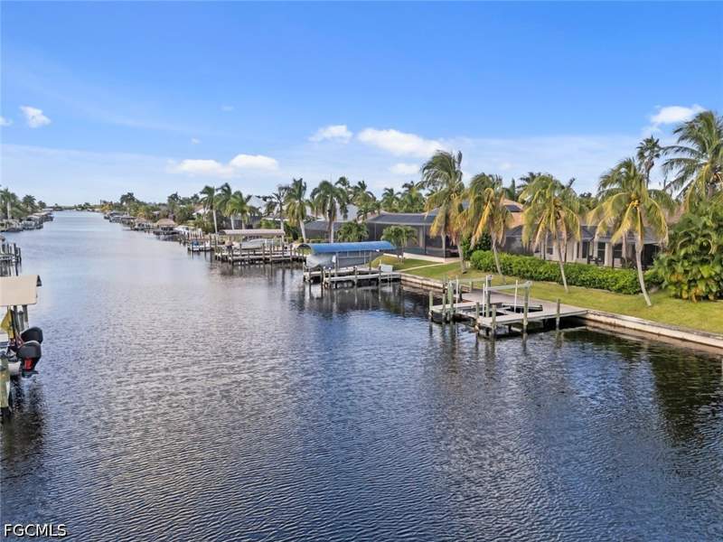 3 bedroom SingleFamilyResidence at 2206 SW 51st St, Cape Coral, Cape Coral — photo 5