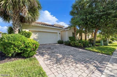 2517 Laurentina Ln, Cape Coral FL - photo 6 of 52