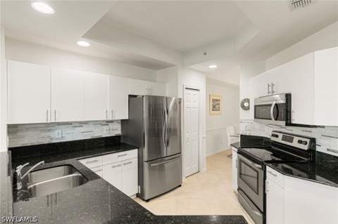 8340 Whisper Trace Way 105, Naples FL - photo 11 of 49
