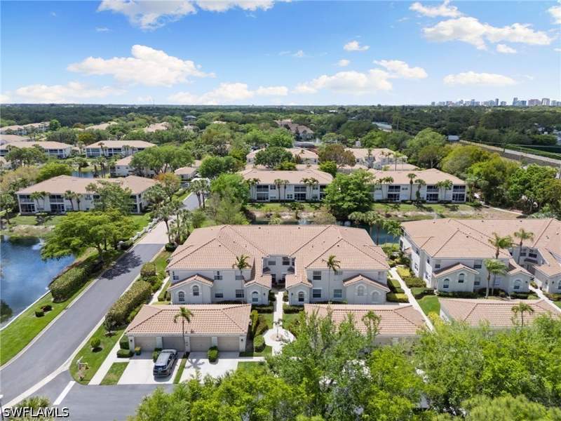 2 bedroom Condominium at 6927 Satinleaf Rd N 203, Calusa Bay North, Naples — photo 2
