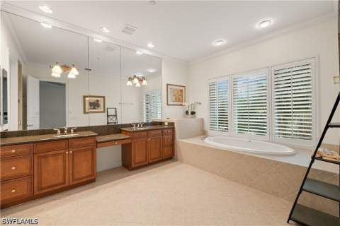 109 Barefoot Cir 22, Bonita Springs FL - photo 23 of 42