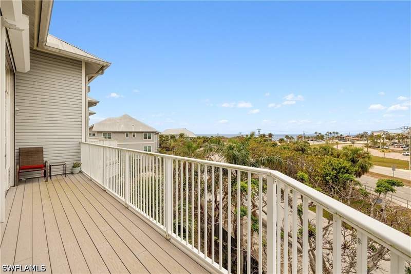 3 bedroom Attached at 109 Barefoot Cir 22, Villas At Barefoot Beach, Bonita Springs — photo 3
