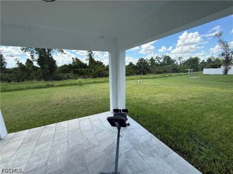 819 Alvin Ave, Lehigh Acres FL - photo 13 of 20