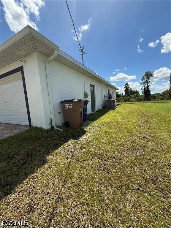 3 bedroom SingleFamilyResidence at 819 Alvin Ave, Lehigh Acres, Lehigh Acres — photo 3