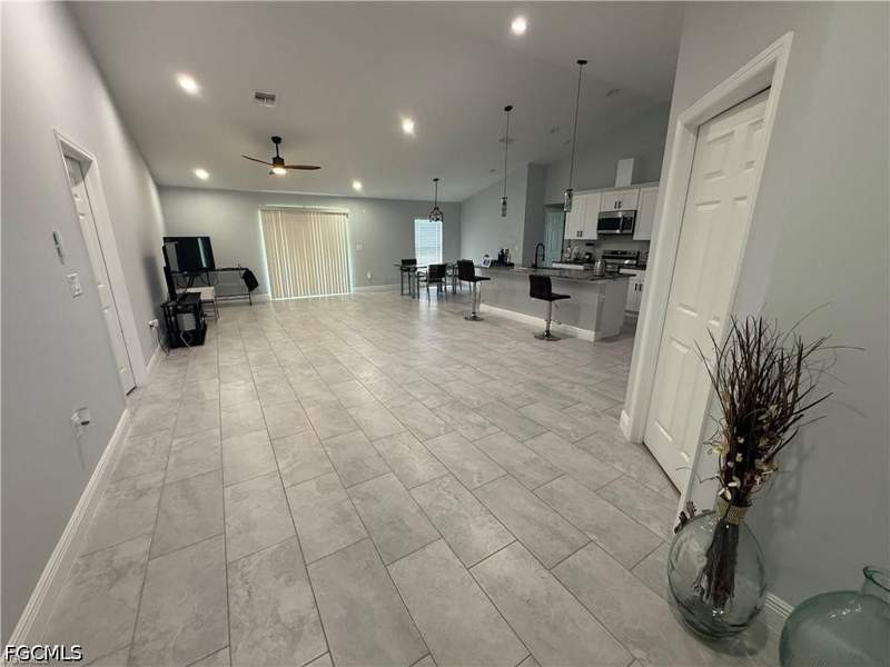 3 bedroom SingleFamilyResidence at 819 Alvin Ave, Lehigh Acres, Lehigh Acres — photo 5