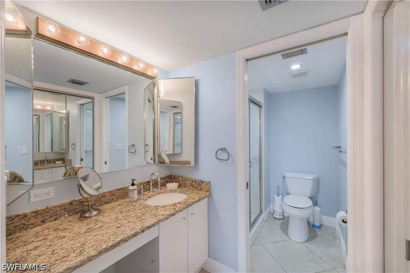 2 bedroom Condominium at 1609 Spoonbill Ln B, Naples Bath And Tennis Club, Naples — photo 4