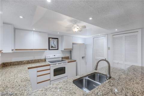 1609 Spoonbill Ln B, Naples FL - photo 9 of 31