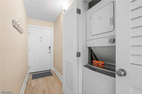 2230 Camino Del Mar Dr 3X4, Sanibel FL - photo 18 of 49