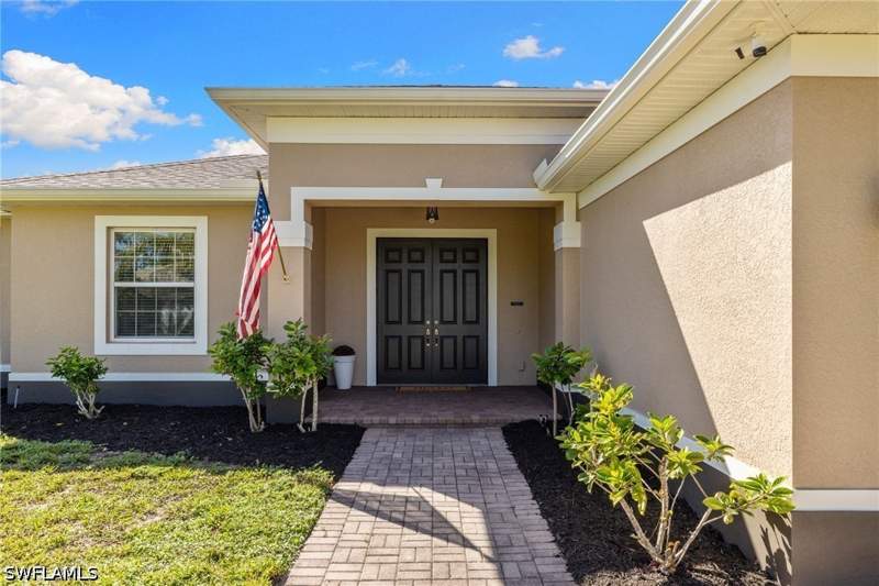 3 bedroom SingleFamilyResidence at 4609 Santiago Ln, El Dorado Acres, Bonita Springs — photo 2