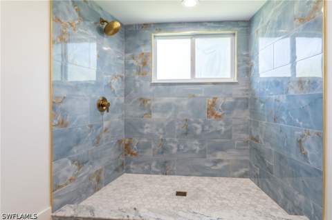 8007 Preakness Ct, Naples FL - photo 7 of 26