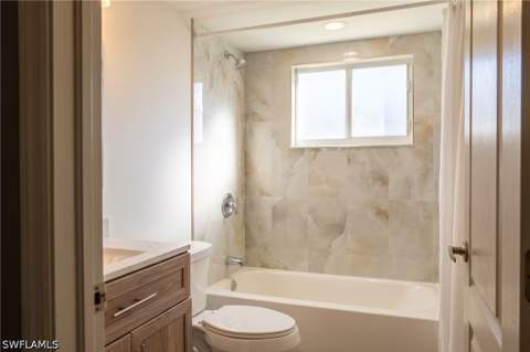 8007 Preakness Ct, Naples FL - photo 9 of 26