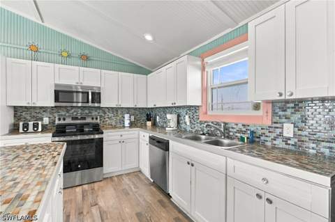 285 Lazy Way, Fort Myers Beach FL - photo 21 of 50