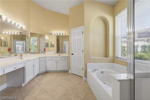 23428 Hat Pin Ct, Estero FL - photo 12 of 50