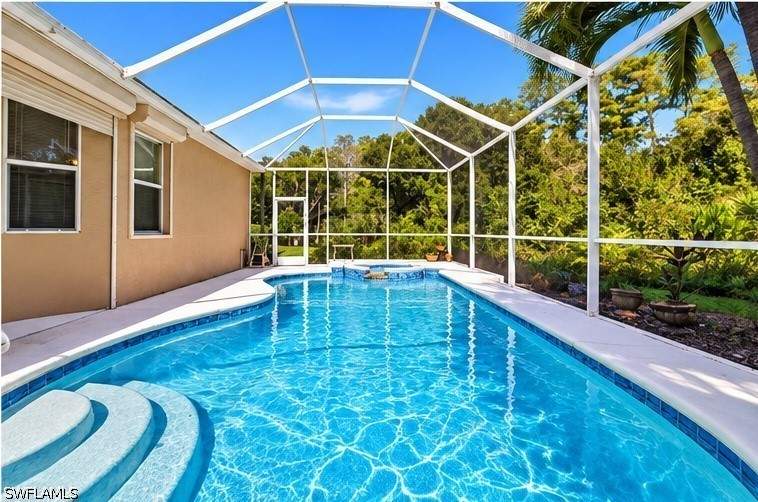 5 bedroom SingleFamilyResidence at 23428 Hat Pin Ct, Meadowbrook, Estero — photo 4