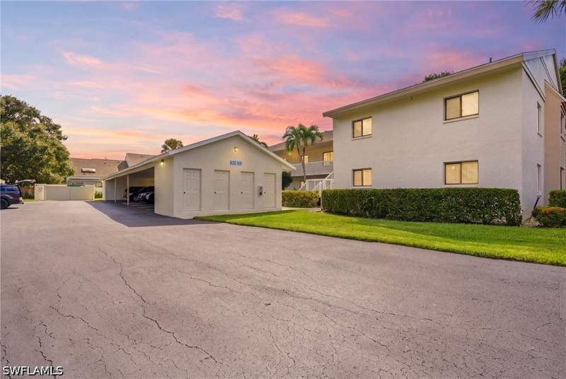 3 bedroom Condominium at 910 Vanderbilt Beach Rd 416, Summerplace, Naples — photo 3