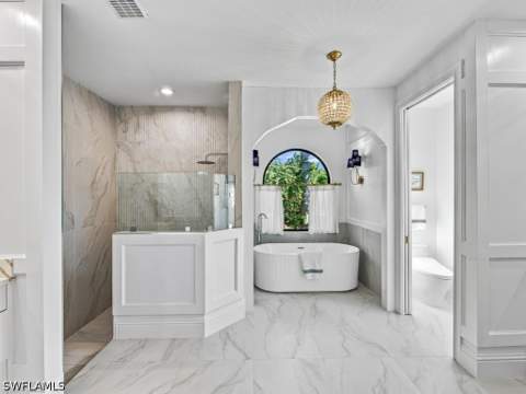 9833 Clear Lake Cir, Naples FL - photo 24 of 49
