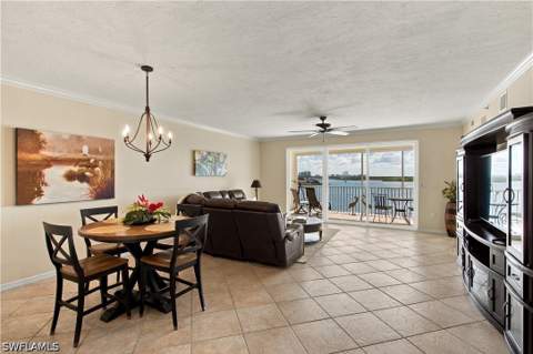 4975 Bonita Beach Rd 504, Bonita Springs FL - photo 8 of 46