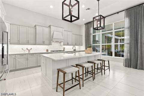 3181 Capistrano Ln, Naples FL - photo 24 of 43