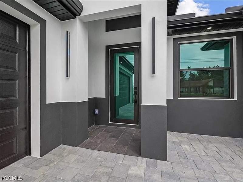 3 bedroom SingleFamilyResidence at 321 SE 2nd St, Cape Coral, Cape Coral — photo 5