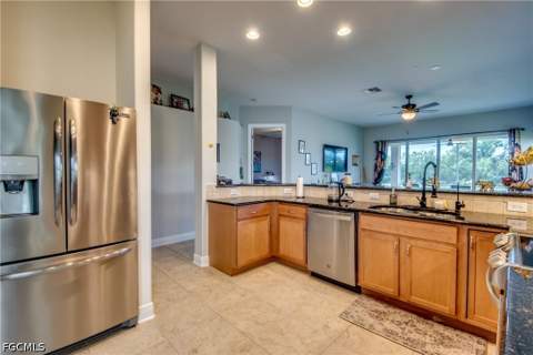 12730 Devonshire Lakes Cir, Fort Myers FL - photo 15 of 50