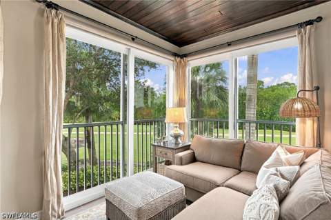 4600 Yacht Harbor Dr 412, Naples FL - photo 12 of 50