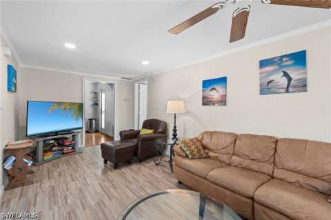 210 Miramar St, Fort Myers Beach FL - photo 10 of 48