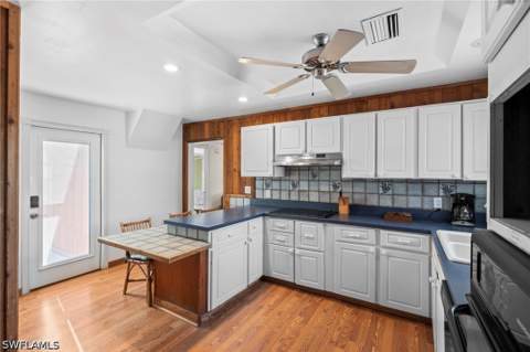 210 Miramar St, Fort Myers Beach FL - photo 13 of 48