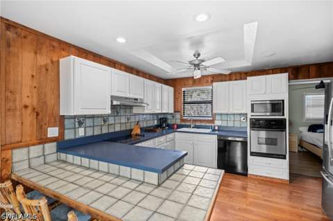 210 Miramar St, Fort Myers Beach FL - photo 14 of 48