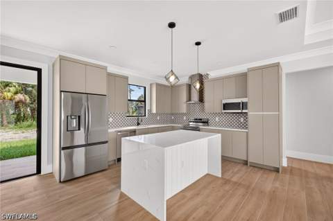 2646 14th Ave SE, Naples FL - photo 6 of 28