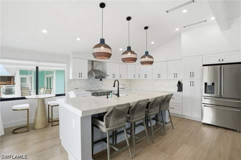 910 3rd St, Fort Myers Beach FL - photo 12 of 48
