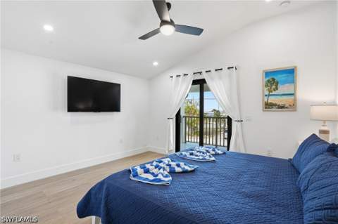 910 3rd St, Fort Myers Beach FL - photo 17 of 48