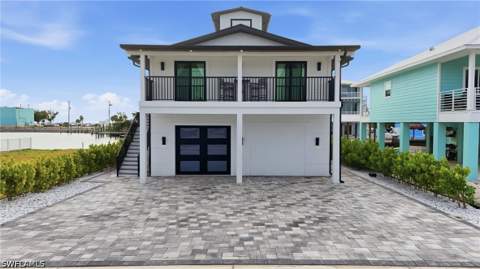 910 3rd St, Fort Myers Beach FL - photo 6 of 48