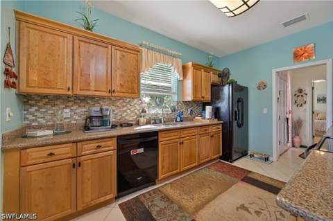 8595 Fairway Bend Dr, Estero FL - photo 16 of 44