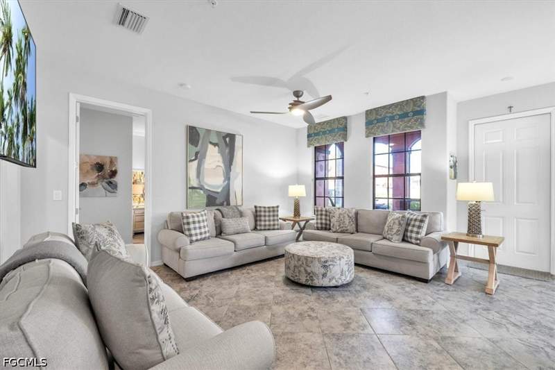 2 bedroom Condominium at 11901 Izarra Way 8609, Paseo, Fort Myers — photo 2