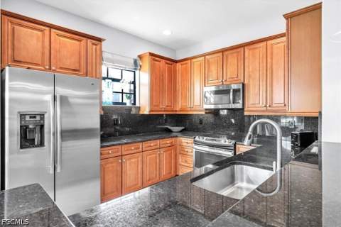 11901 Izarra Way 8609, Fort Myers FL - photo 9 of 40