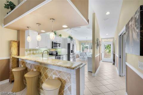 2375 Bayou Ln 4, Naples FL - photo 10 of 39