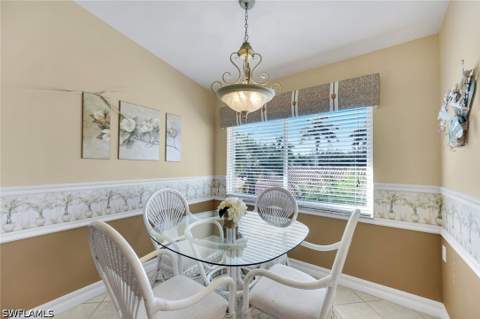 2375 Bayou Ln 4, Naples FL - photo 13 of 39