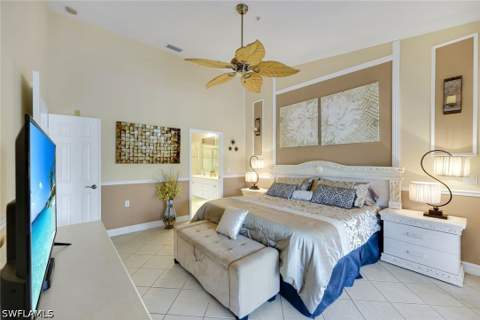 2375 Bayou Ln 4, Naples FL - photo 17 of 39