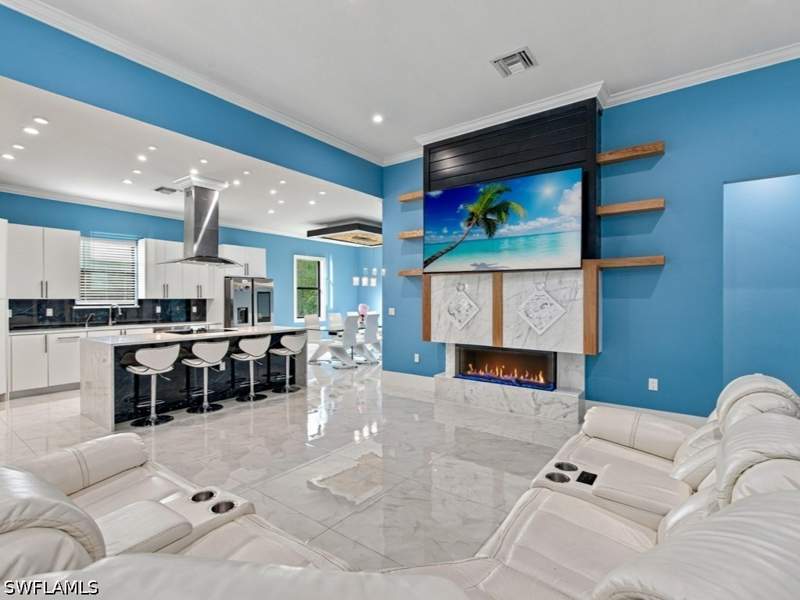 3 bedroom SingleFamilyResidence at 109 14th St SE, Golden Gate Estates, Naples — photo 2