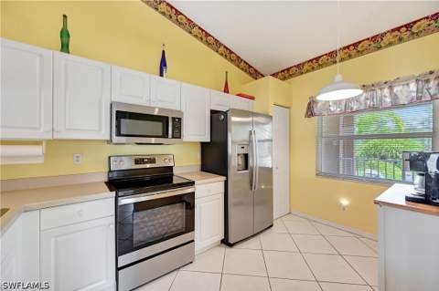 6890 Huntington Lakes Cir 201, Naples FL - photo 18 of 21