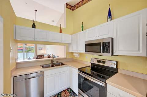 6890 Huntington Lakes Cir 201, Naples FL - photo 19 of 21