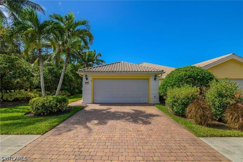 2 bedroom Attached at 8311 Yasmina Way, Verona Walk, Naples — photo 3