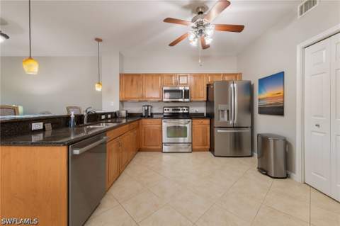 10033 Heather Ln 501, Naples FL - photo 9 of 24