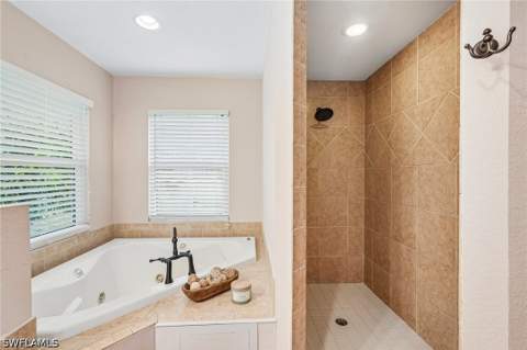 161 27th St NW, Naples FL - photo 19 of 44