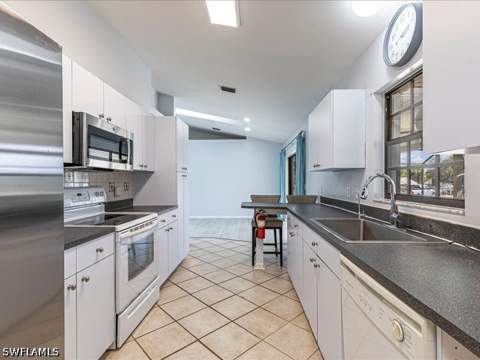 3810 24th Ave NE, Naples FL - photo 7 of 25
