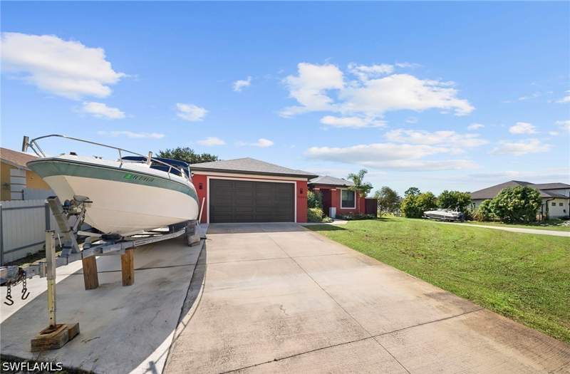 3 bedroom SingleFamilyResidence at 9084 Bryant Rd, San Carlos Park, Fort Myers — photo 2