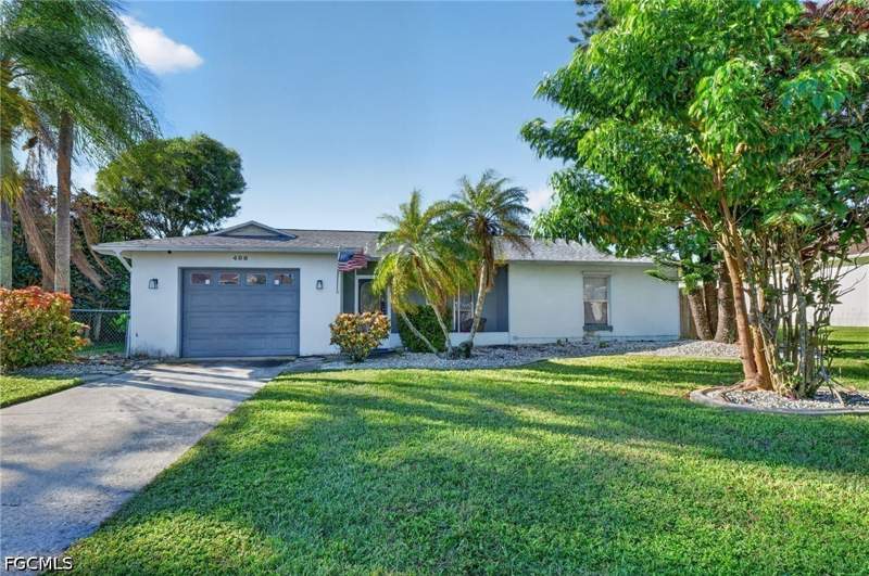 2 bedroom SingleFamilyResidence at 406 SE 6th St, Cape Coral, Cape Coral — photo 3