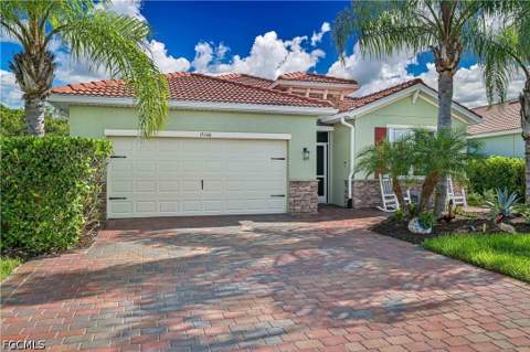 15146 Yellow Wood Dr, Alva FL - photo 11 of 63