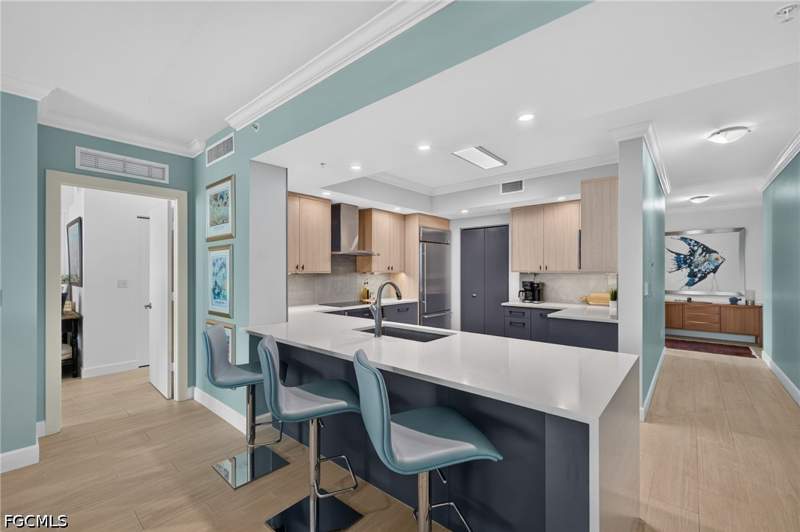 3 bedroom Condominium at 3000 Oasis Grand Blvd 2807, Oasis, Fort Myers — photo 5